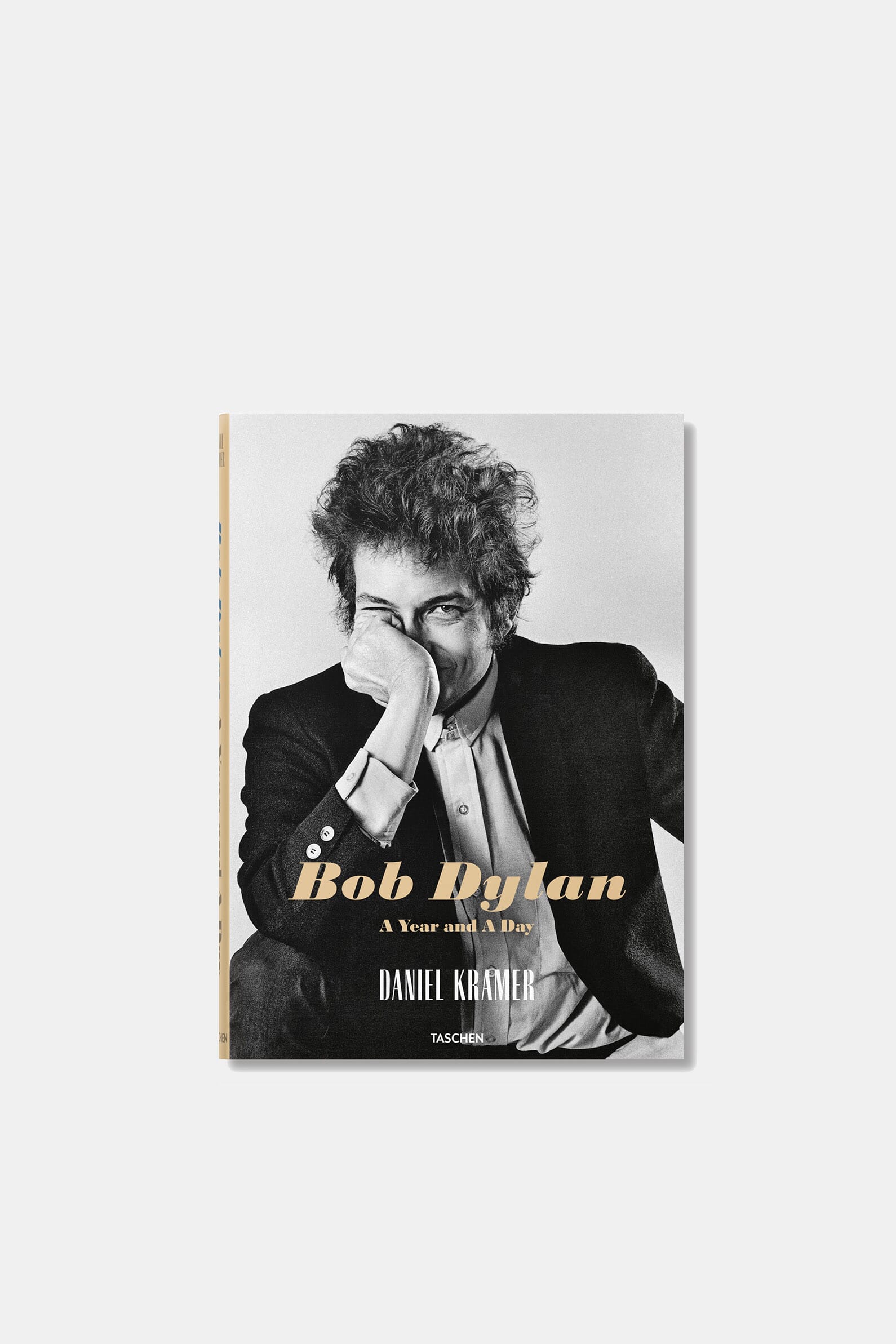 Книга Daniel Kramer. Bob Dylan. A Year and a Day