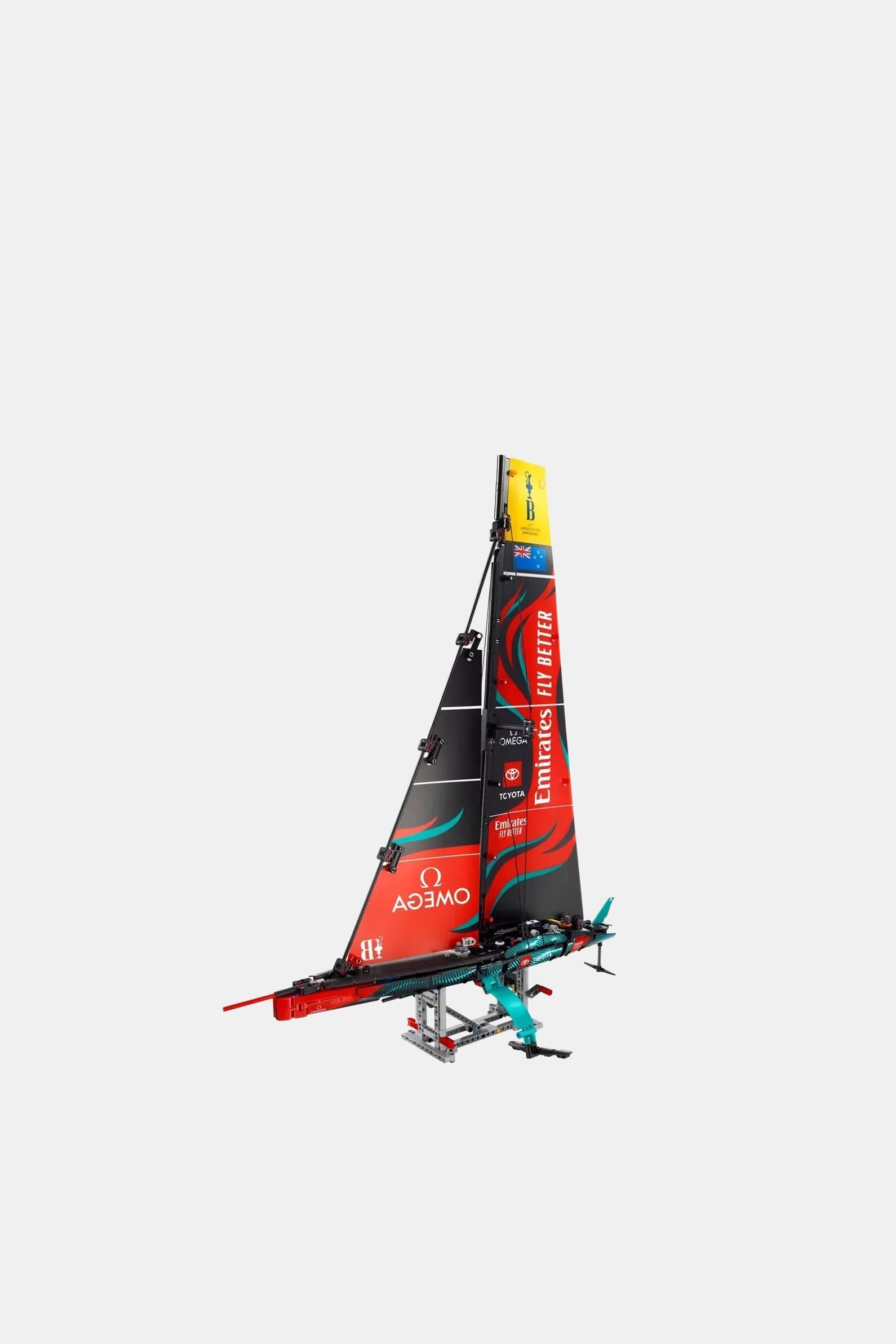 Конструктор LEGO Яхта Emirates Team New Zealand AC75
