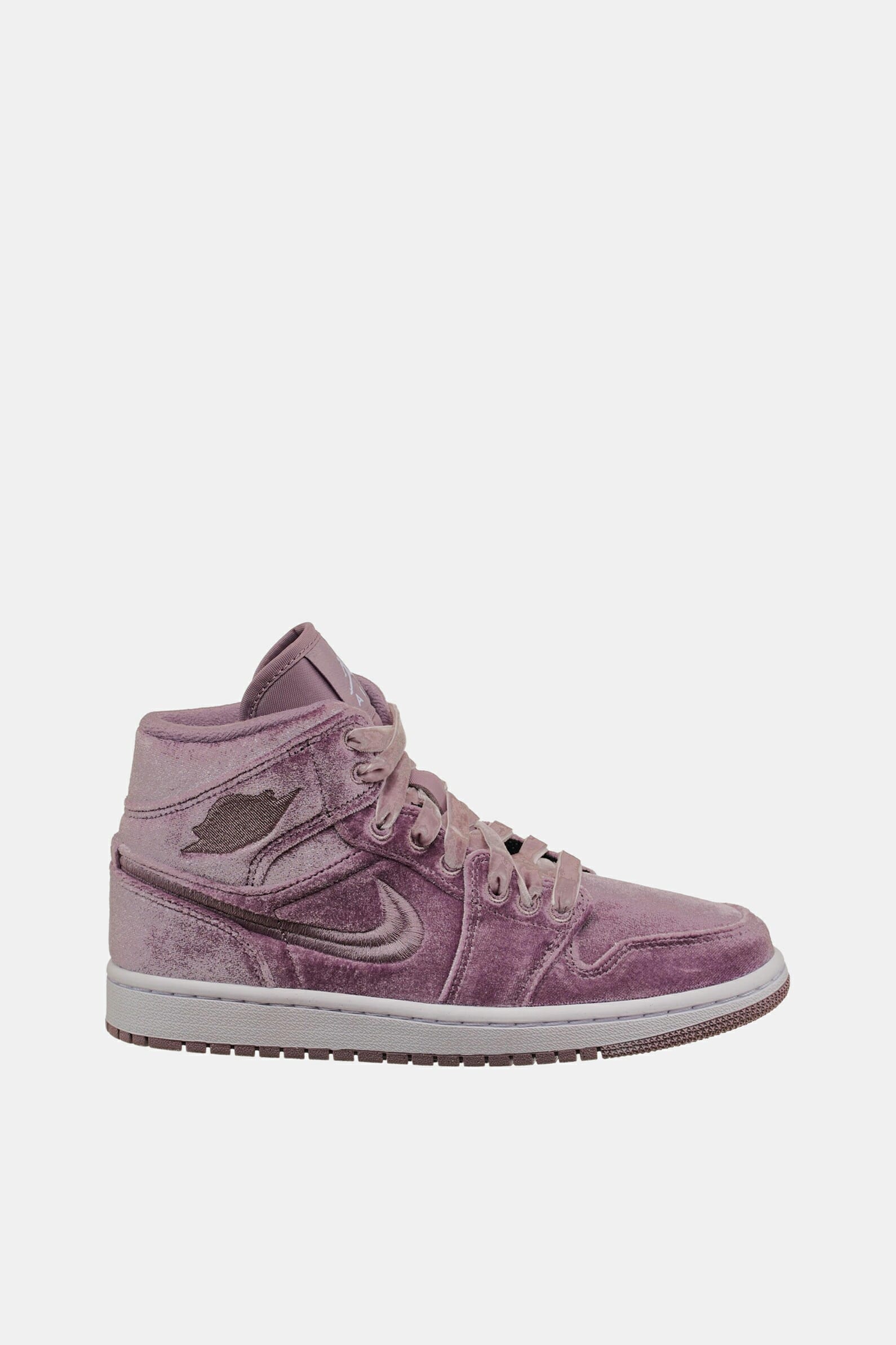 Кросівки жіночі Jordan Air 1 Mid Se