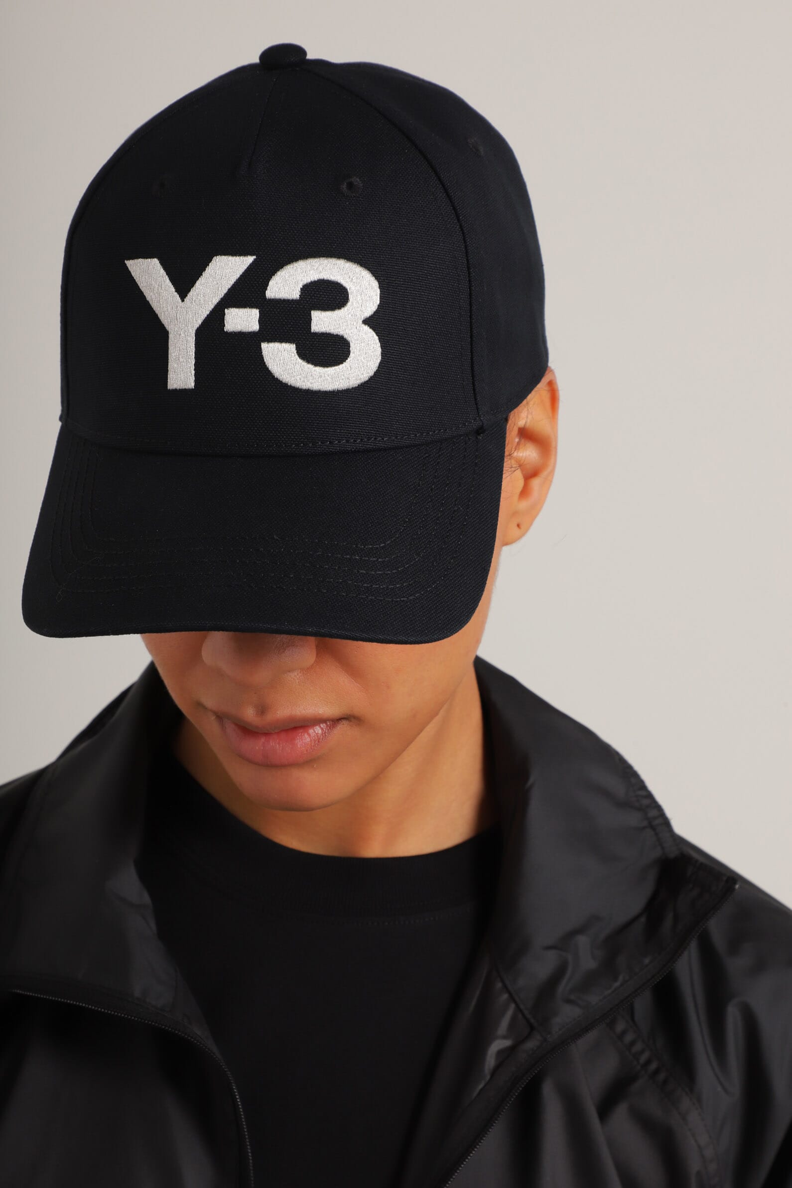 kk（感謝）/3 Бейсболка Y-3 00576305_01 - Онлайн-магазин ЦУМ Киев