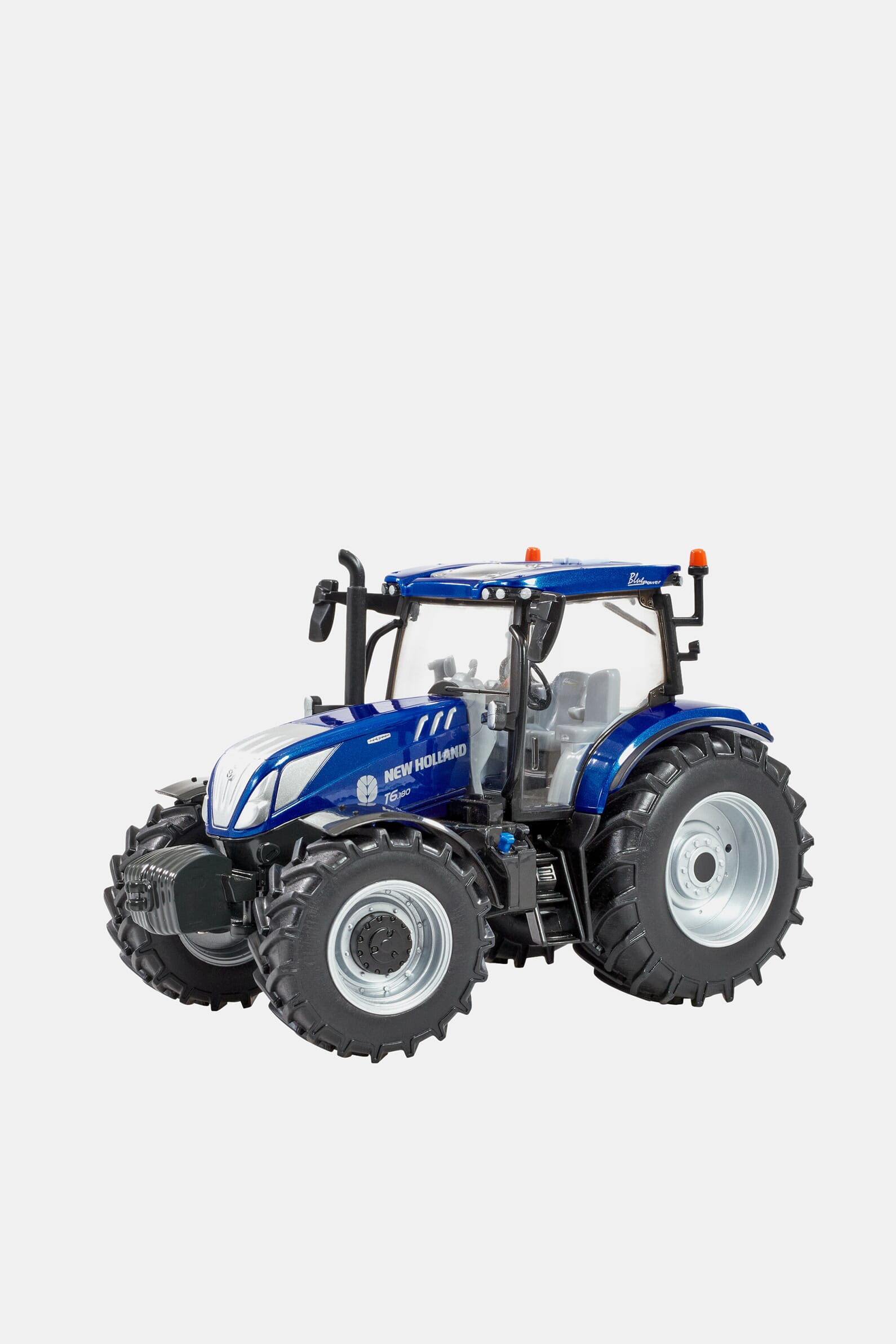 Трактор New Holland T6.180 Blue Power