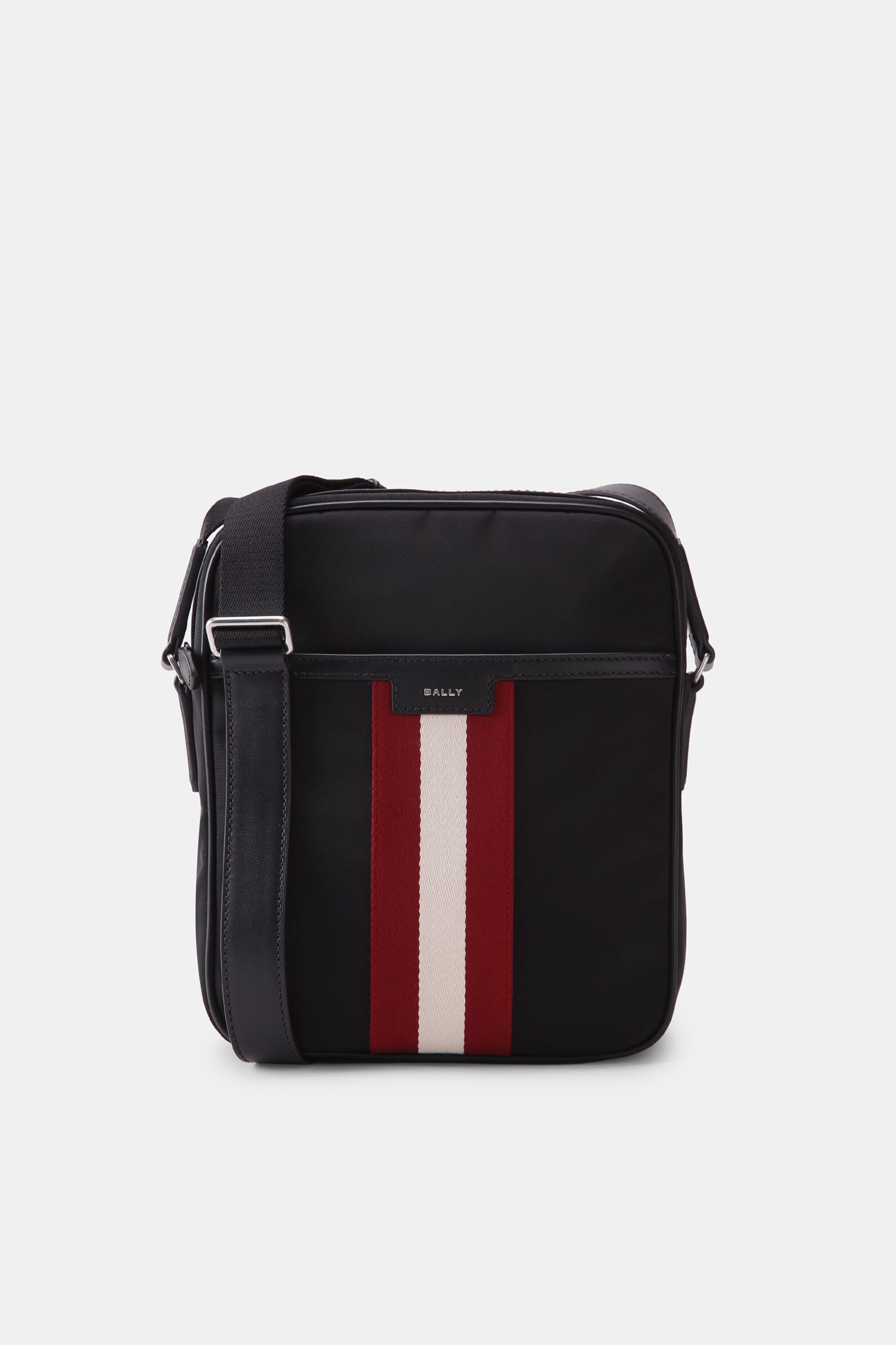 Бренд Bally со скидками на сайте ЦУМ Outlet