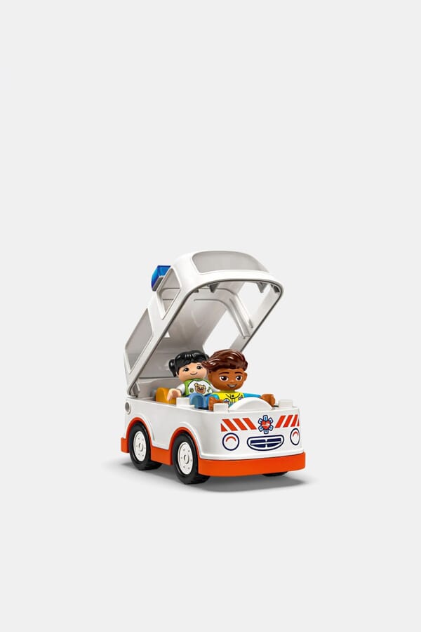 LEGO Конструктор LEGO Скорая помощь и водитель 00609428_34 №4