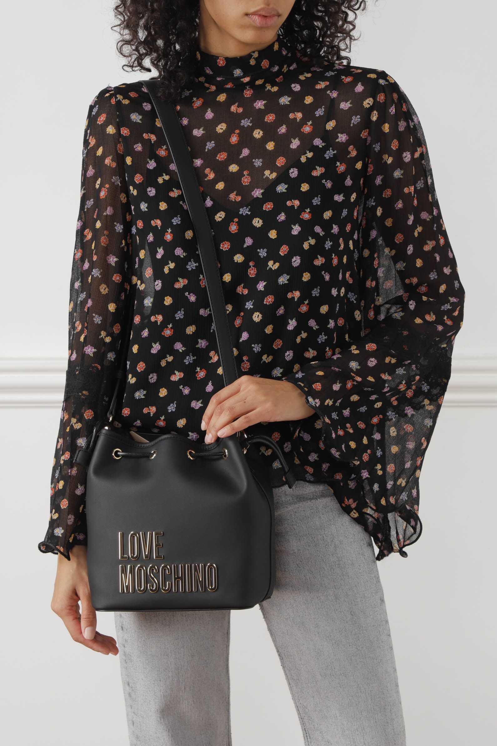 Сумка Love Moschino 00517083_01 — Скидки в ЦУМ Outlet