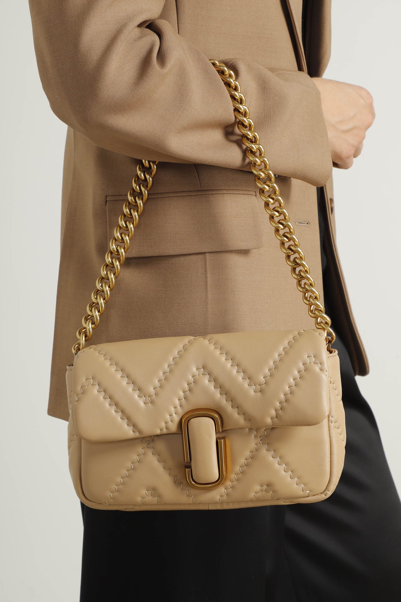 Шкіряна сумка The Quilted Leather J Marc Shoulder Bag Marc Jacobs