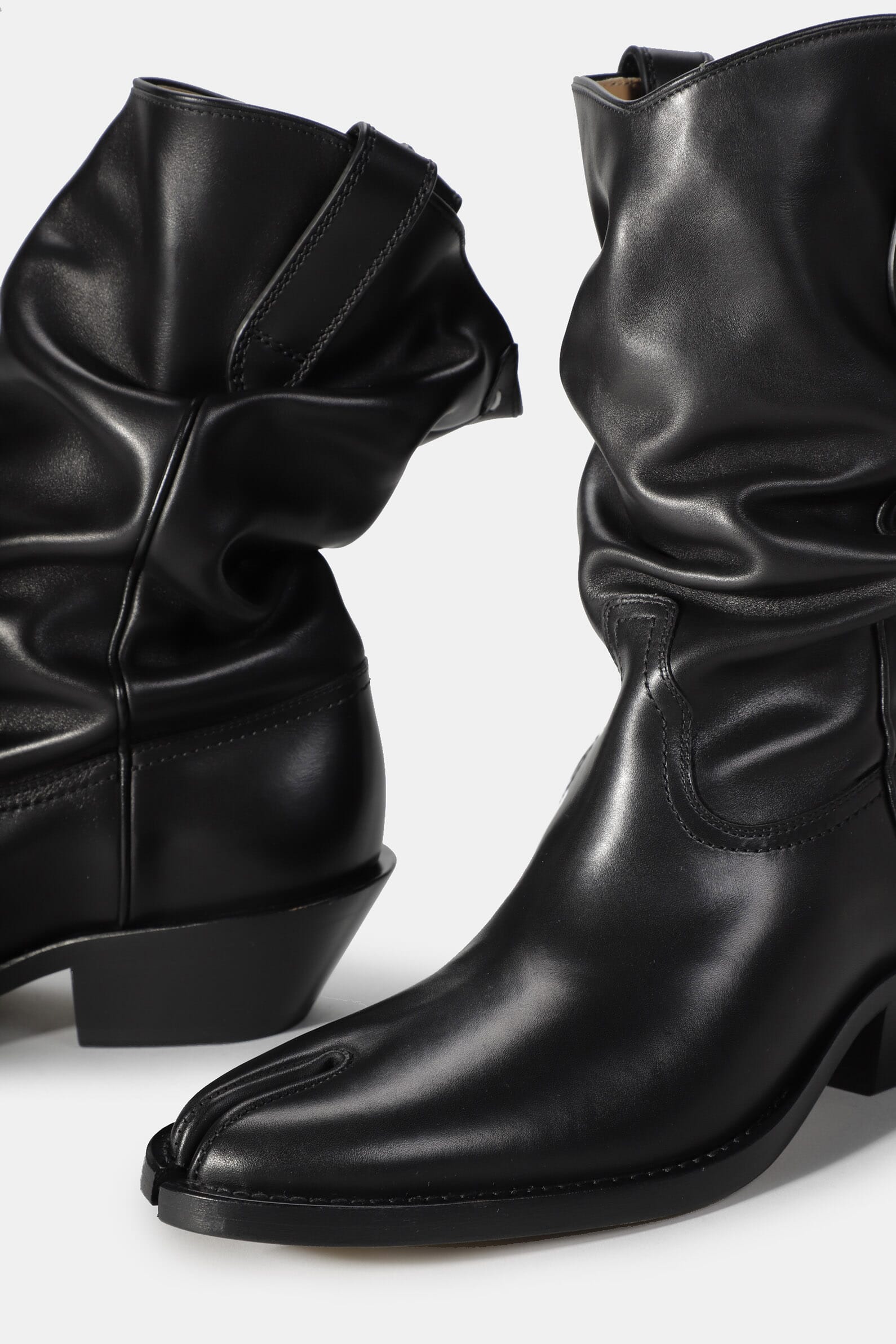 Шкіряні казаки Maison Margiela 00502903_01 — Знижки в ЦУМ Outlet