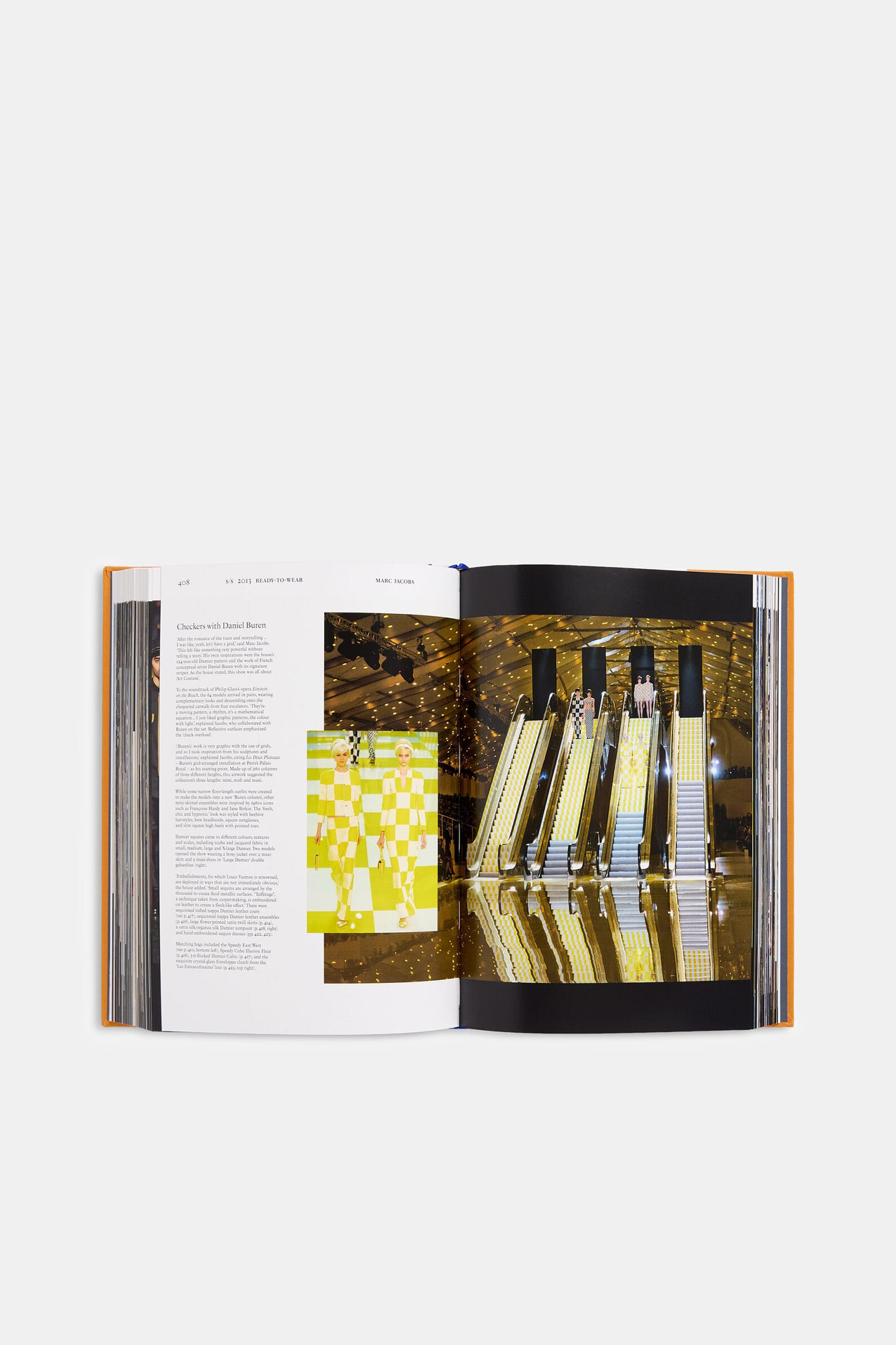 Книга «Louis Vuitton Catwalk» Thames&Hudson 00569861_34 - Онлайн