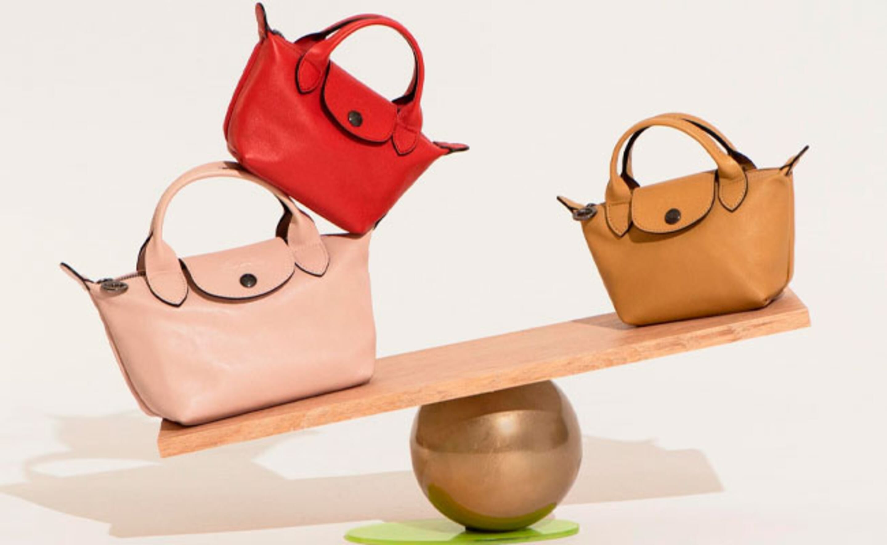Знижки на Longchamp